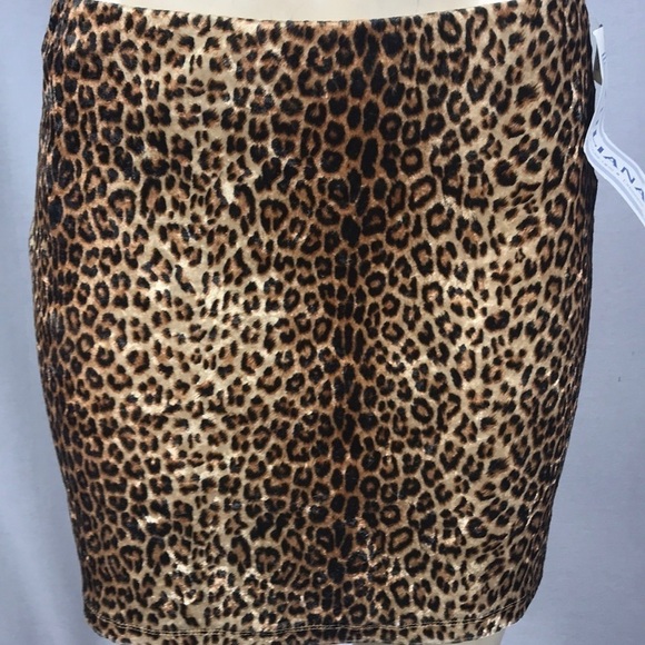 Zuliana Size Large Velvet Leopard Mini Skirt With Elastic Waist & Side Slits.New - Picture 2 of 5